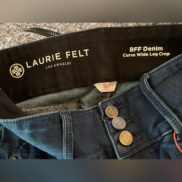 Laurie Felt Women’s Blue BFF Denim Curve Wide Leg Crop Jeans NWT, Size 8P - Picture 6 of 8